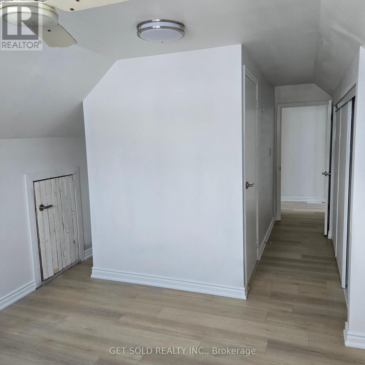 319 OXFORD STREET Image 9