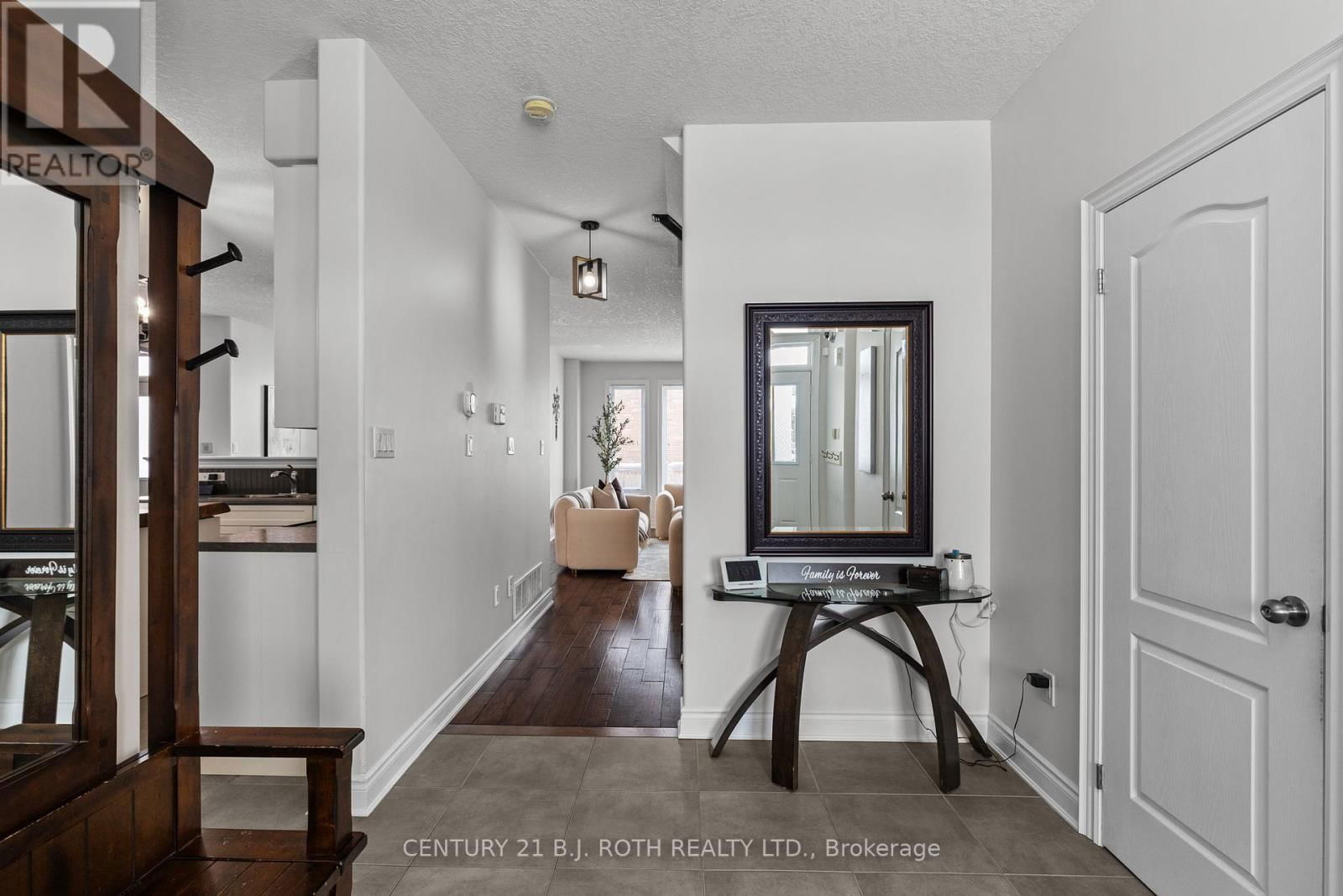 9 KIERLAND ROAD Image 4