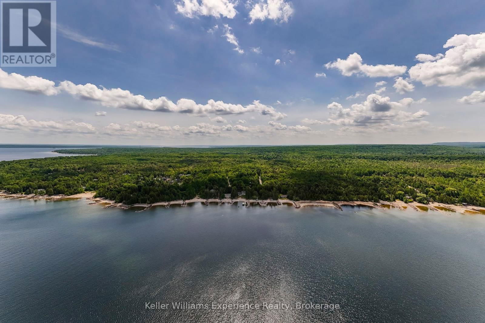 2442 CHAMPLAIN ROAD Image 13