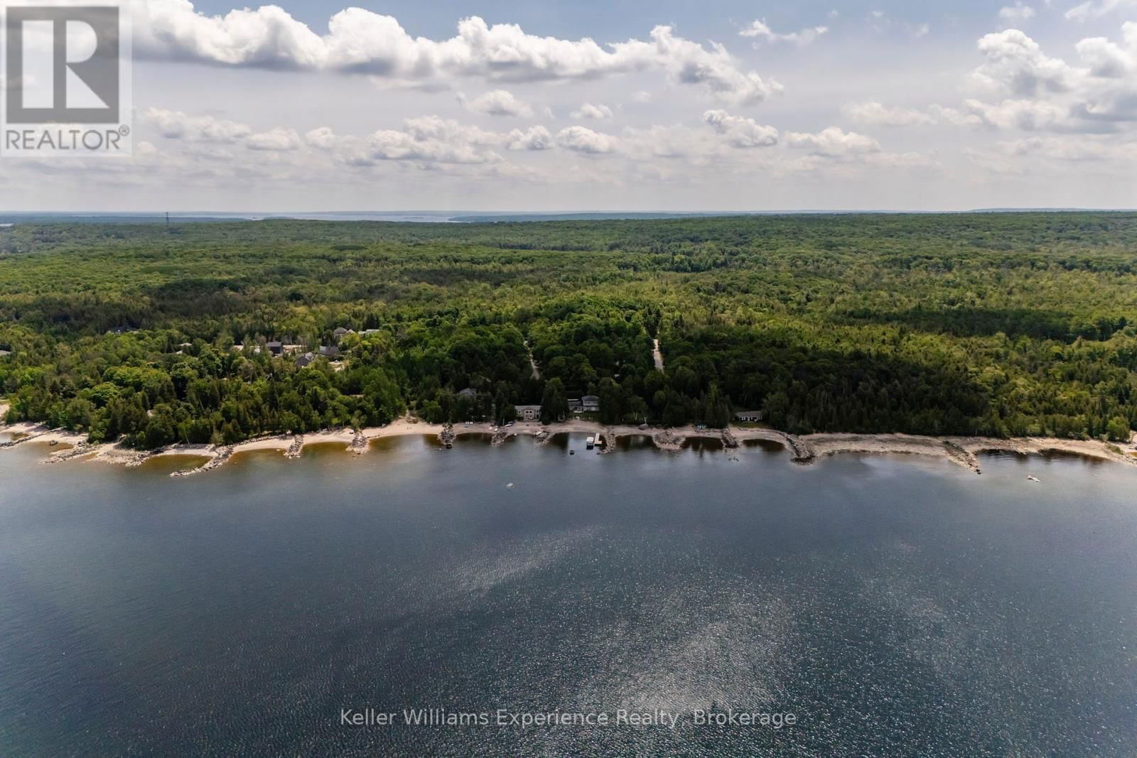 2442 CHAMPLAIN ROAD Image 14