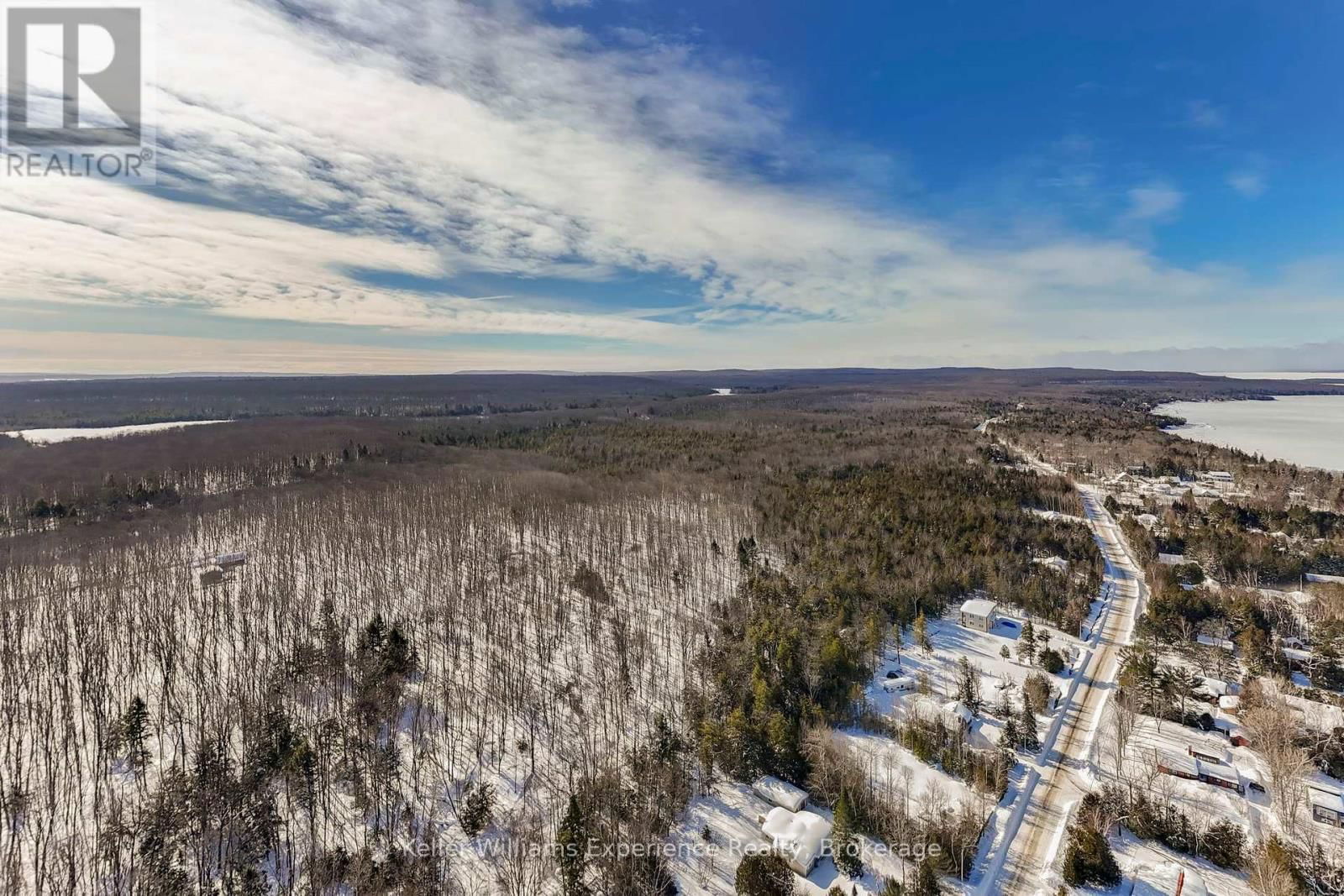 2442 CHAMPLAIN ROAD Image 27