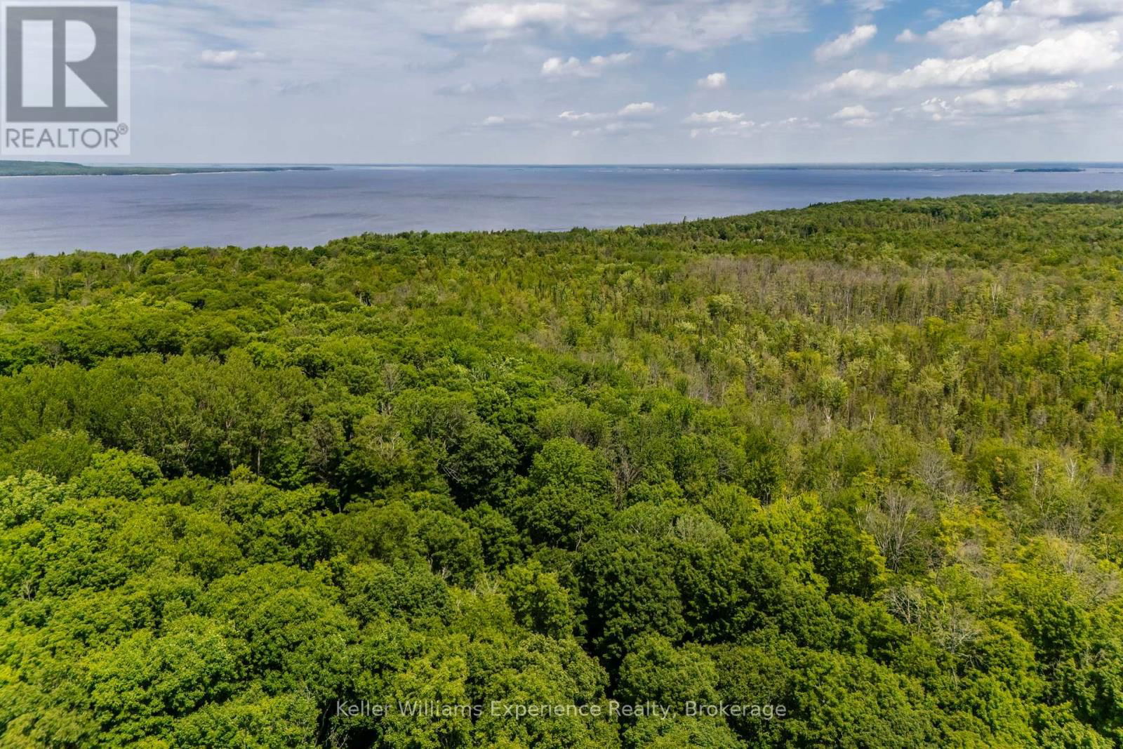 2442 CHAMPLAIN ROAD Image 6