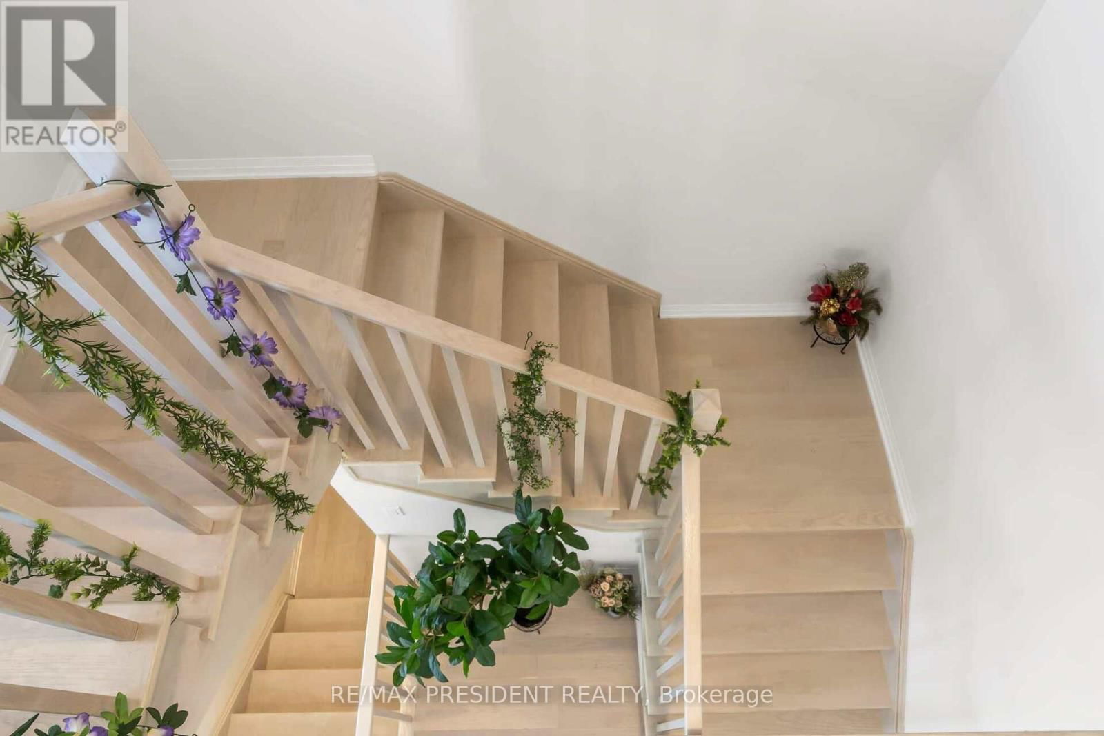 3716 LAKEPOINT DRIVE Image 25