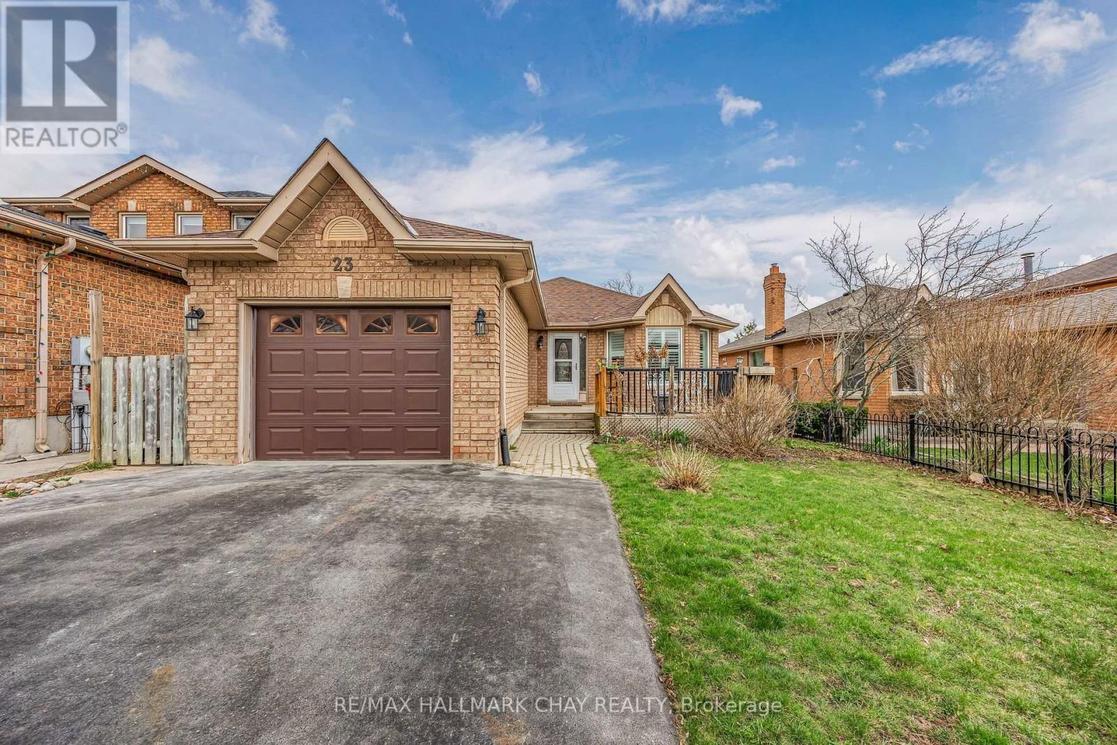 23 GRASETT CRESCENT Image 2
