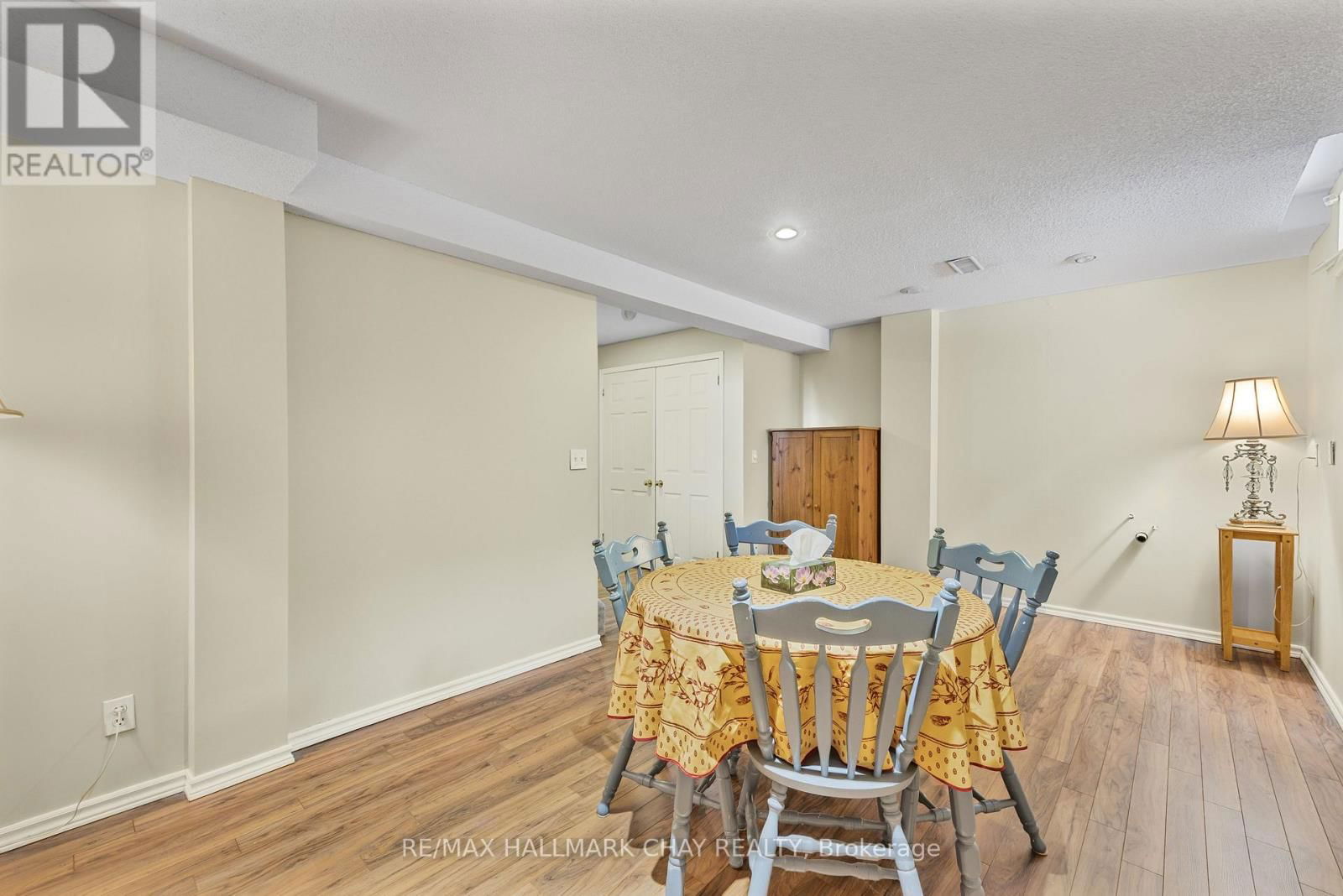 23 GRASETT CRESCENT Image 27