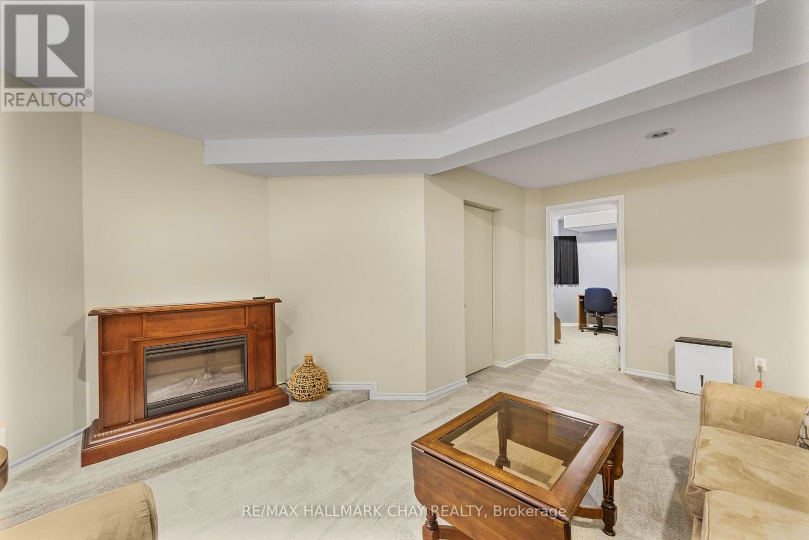 23 GRASETT CRESCENT Image 31