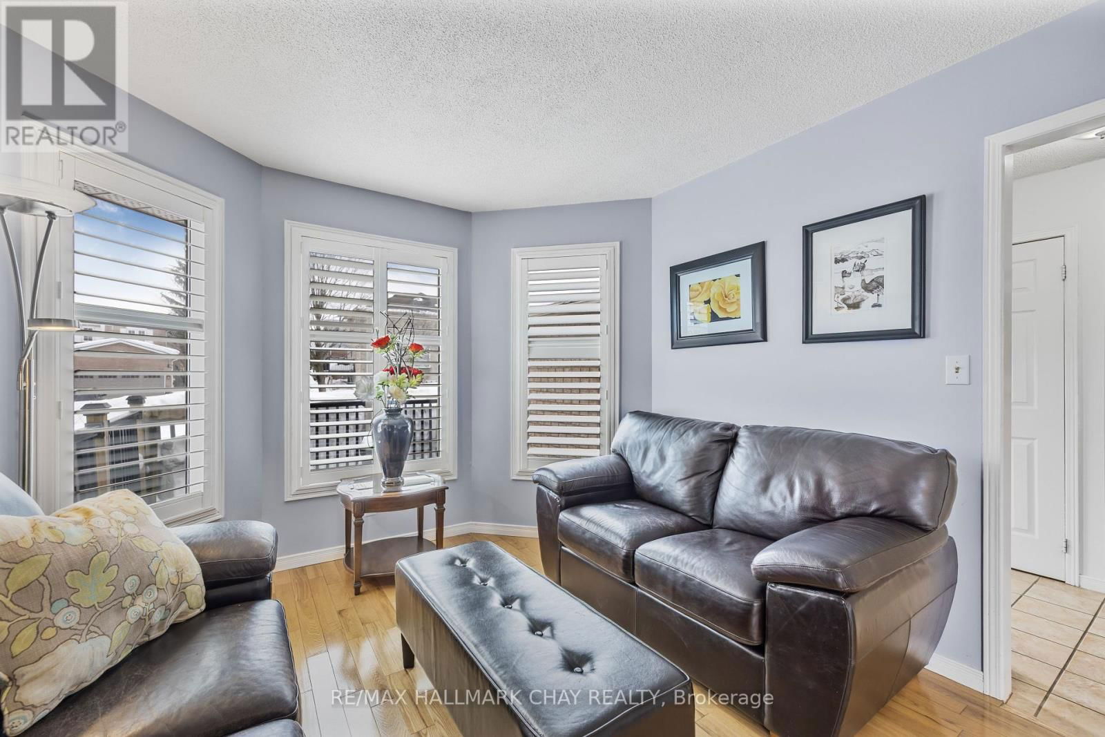 23 GRASETT CRESCENT Image 8