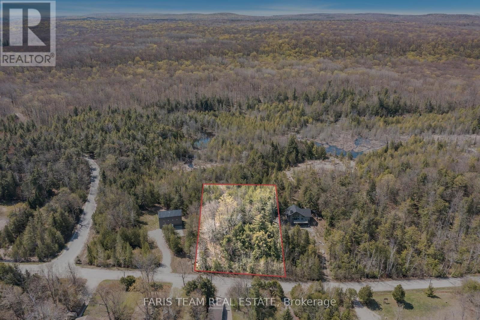 LT 33 PL 1321 Image 1