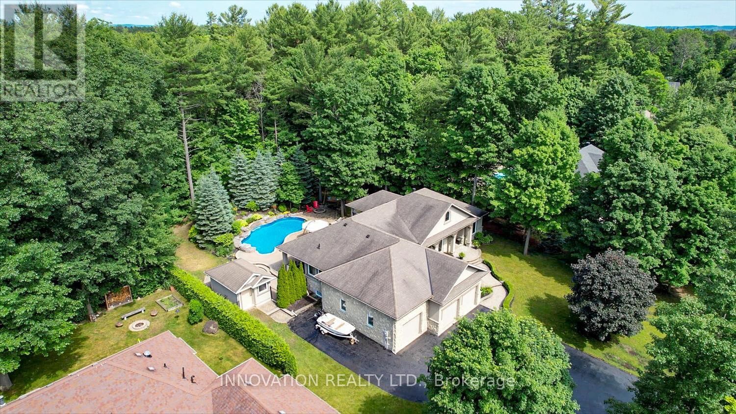 28 LADDIE LANE Image 3