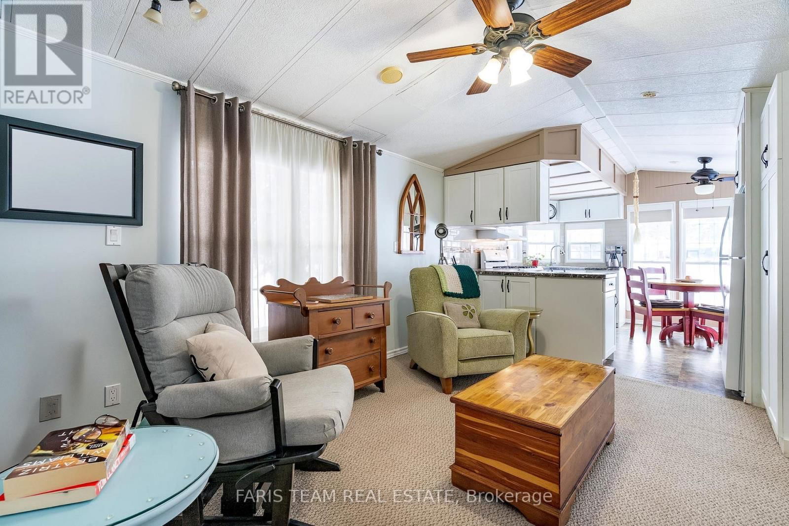 1 PRINCE RUPERT AVENUE Image 11