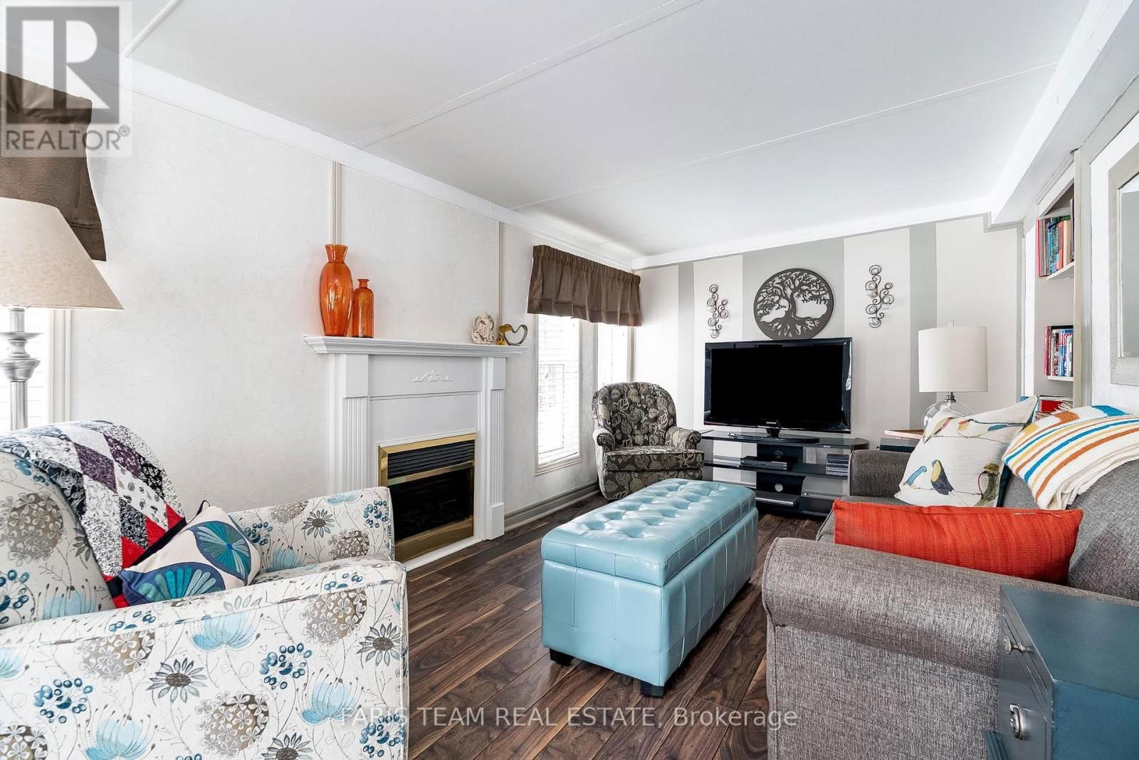 1 PRINCE RUPERT AVENUE Image 14