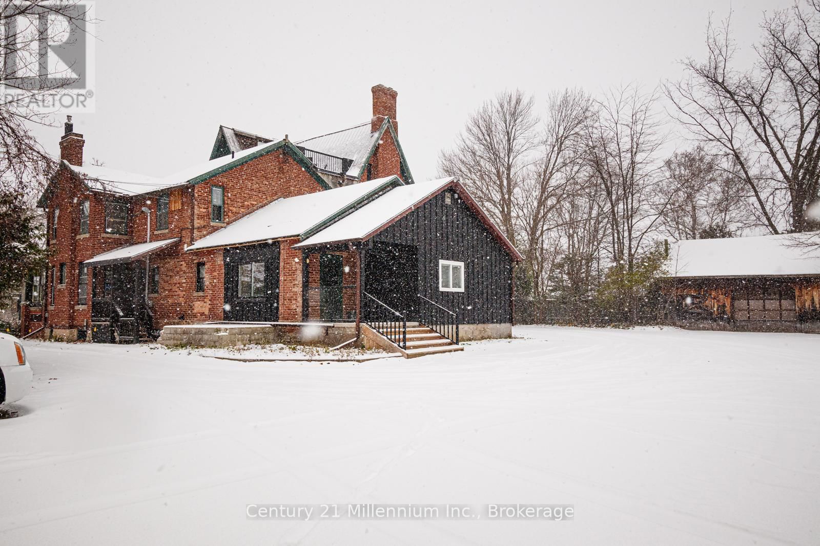 106 - 637 HURONTARIO STREET Image 2