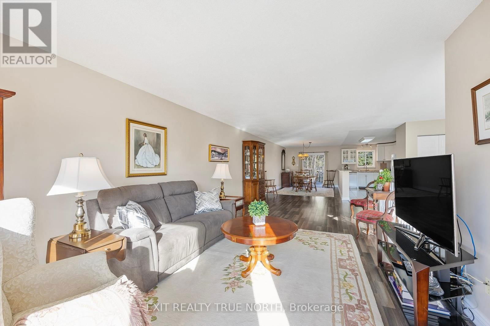 59 RIVERDALE DRIVE Image 4