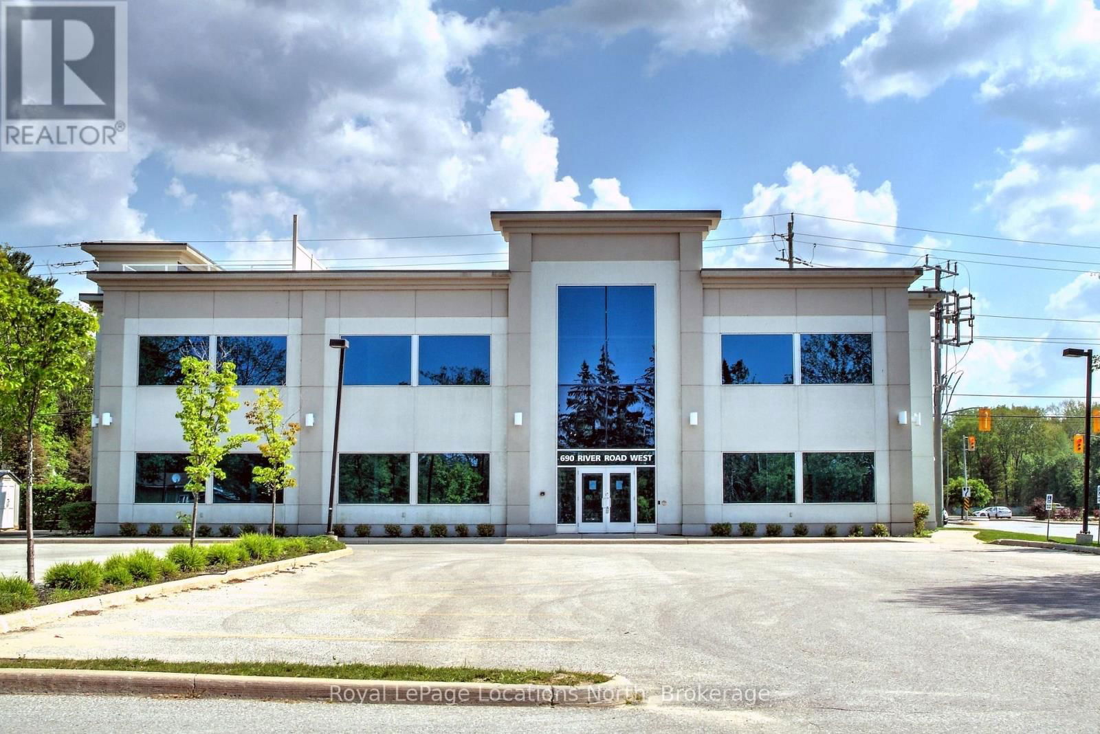 690 RIVER ROAD Image 2