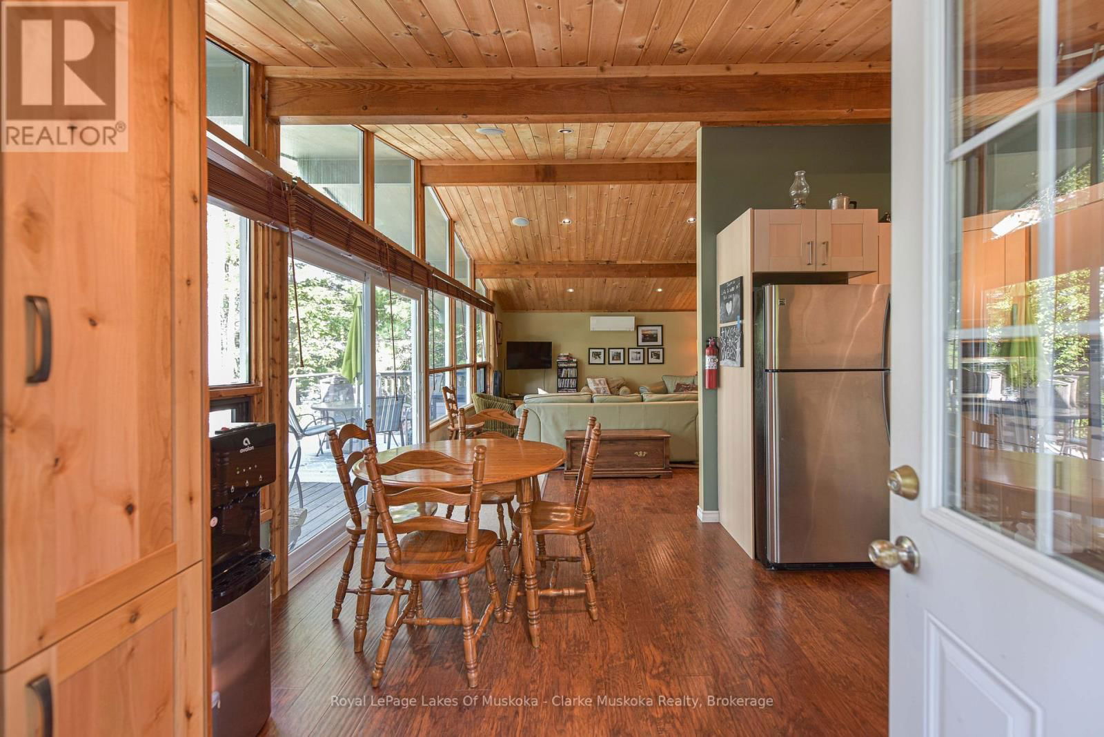 3946 EAST SHORE ROAD Image 13