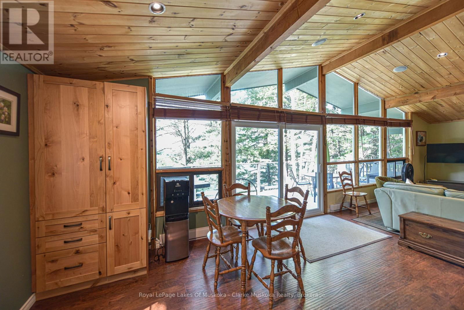 3946 EAST SHORE ROAD Image 14