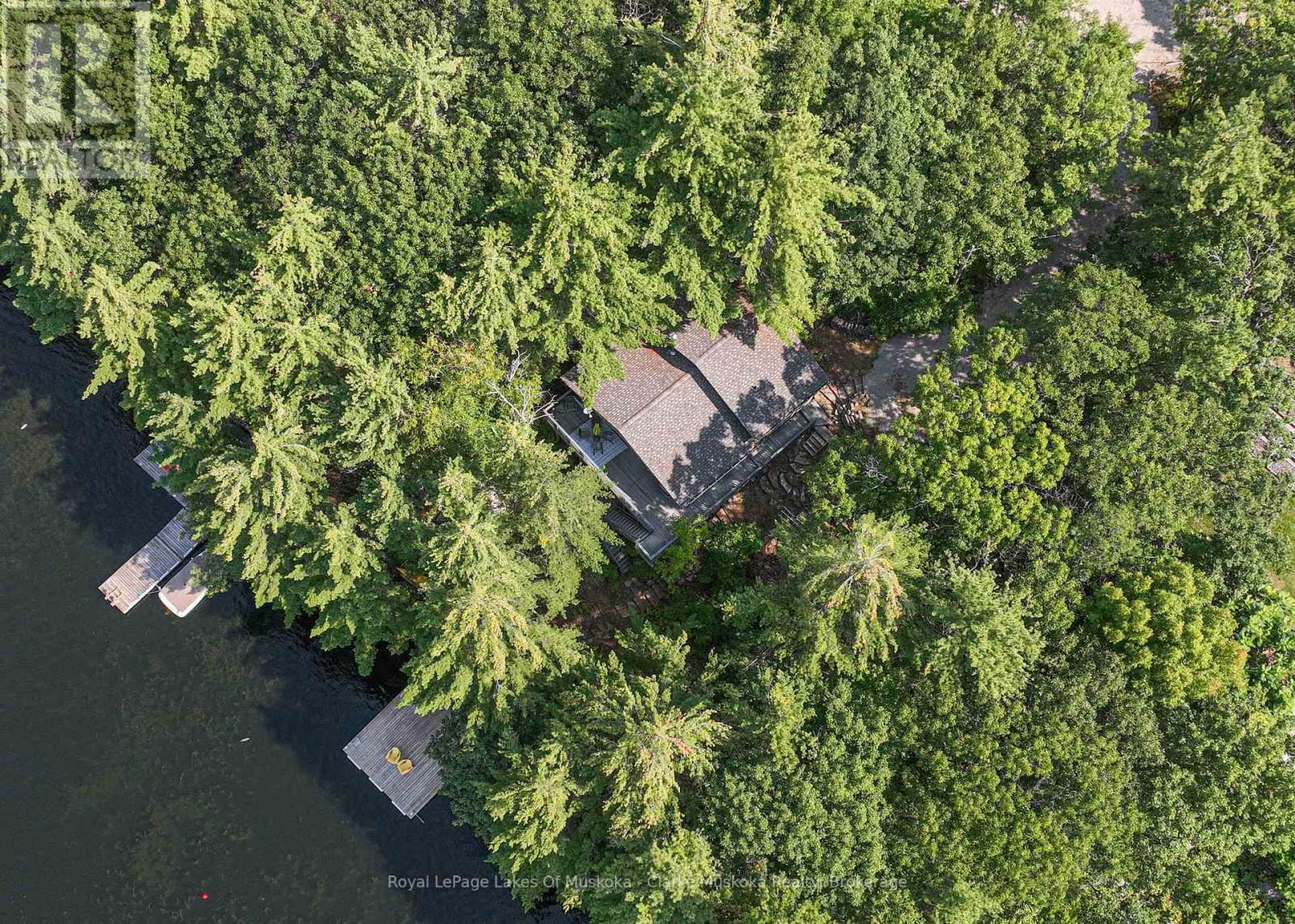 3946 EAST SHORE ROAD Image 29