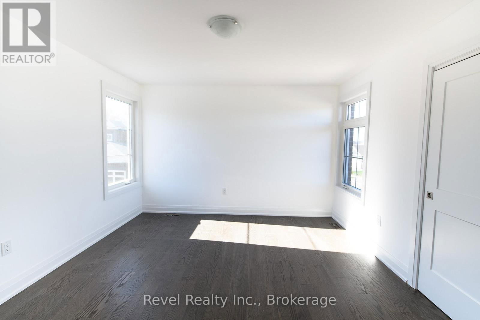 289 RAMBLEWOOD DRIVE Image 16