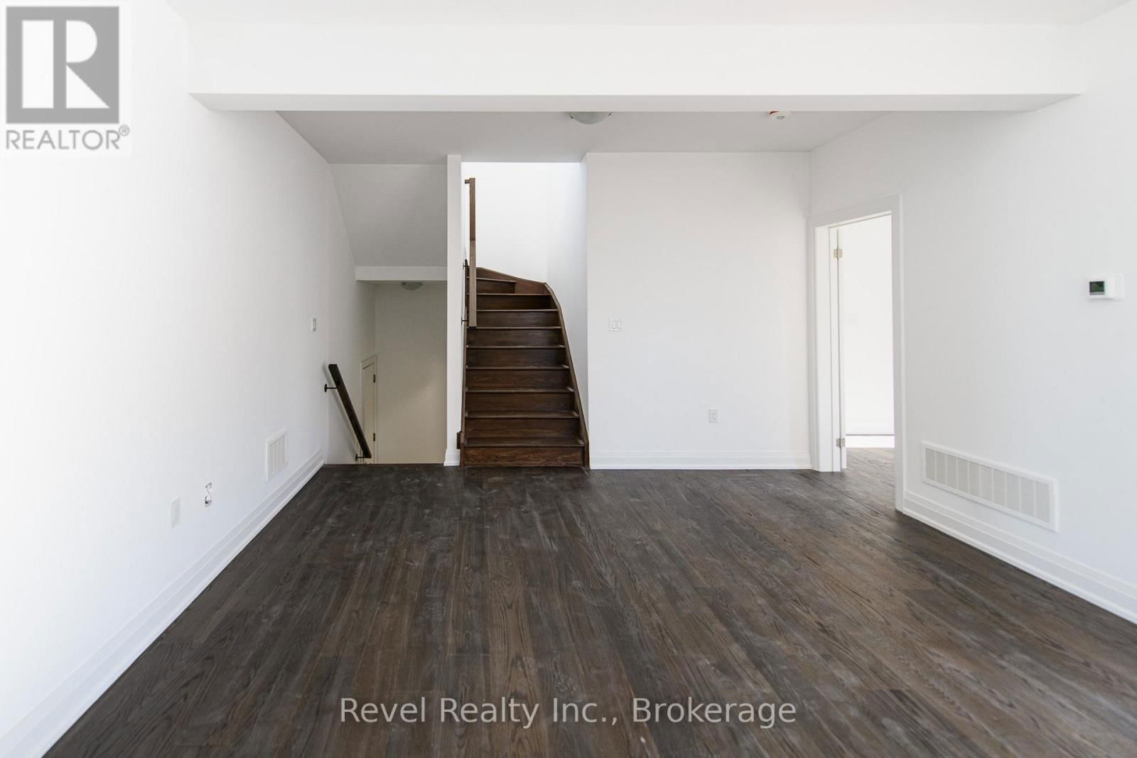 289 RAMBLEWOOD DRIVE Image 6