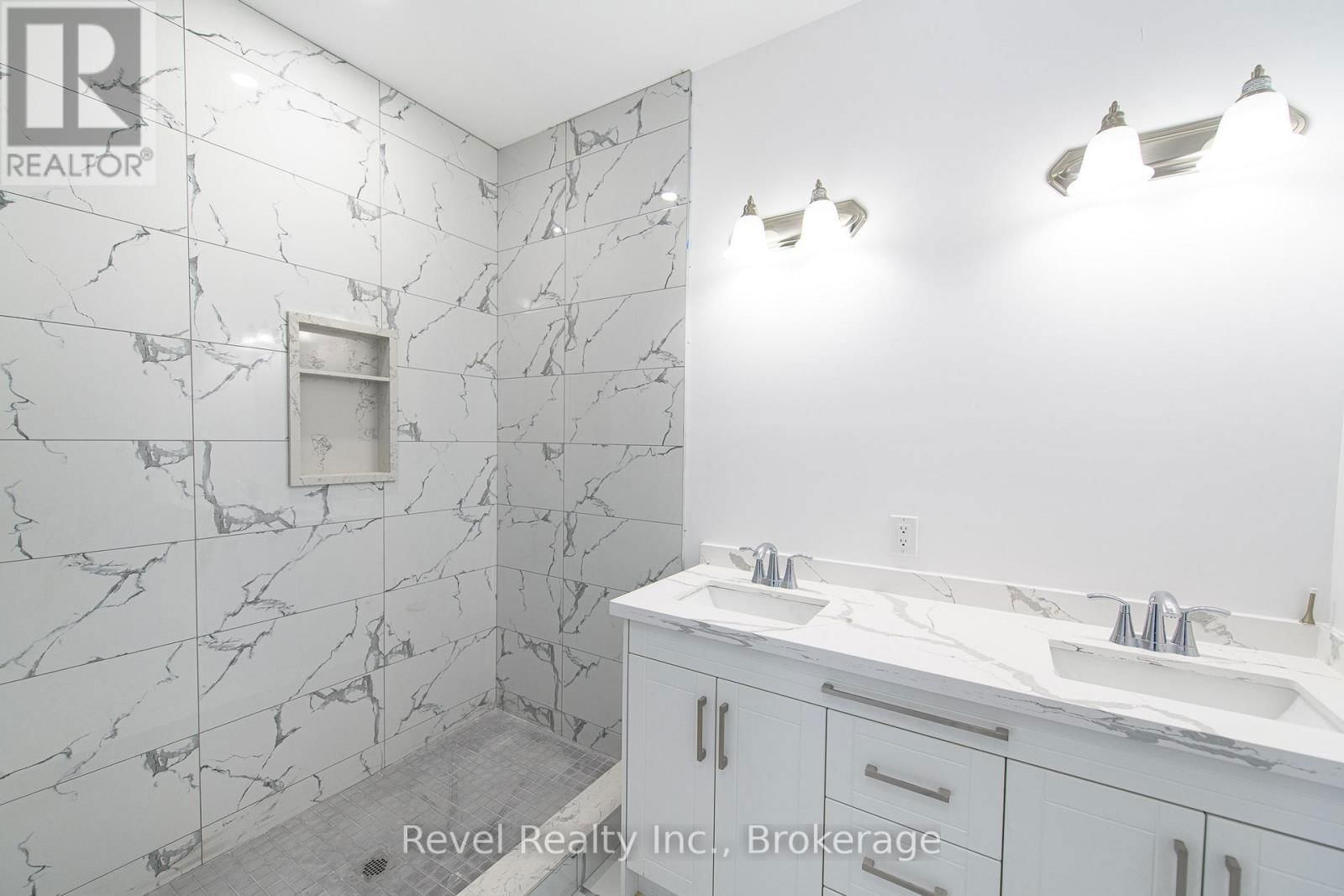 289 RAMBLEWOOD DRIVE Image 9