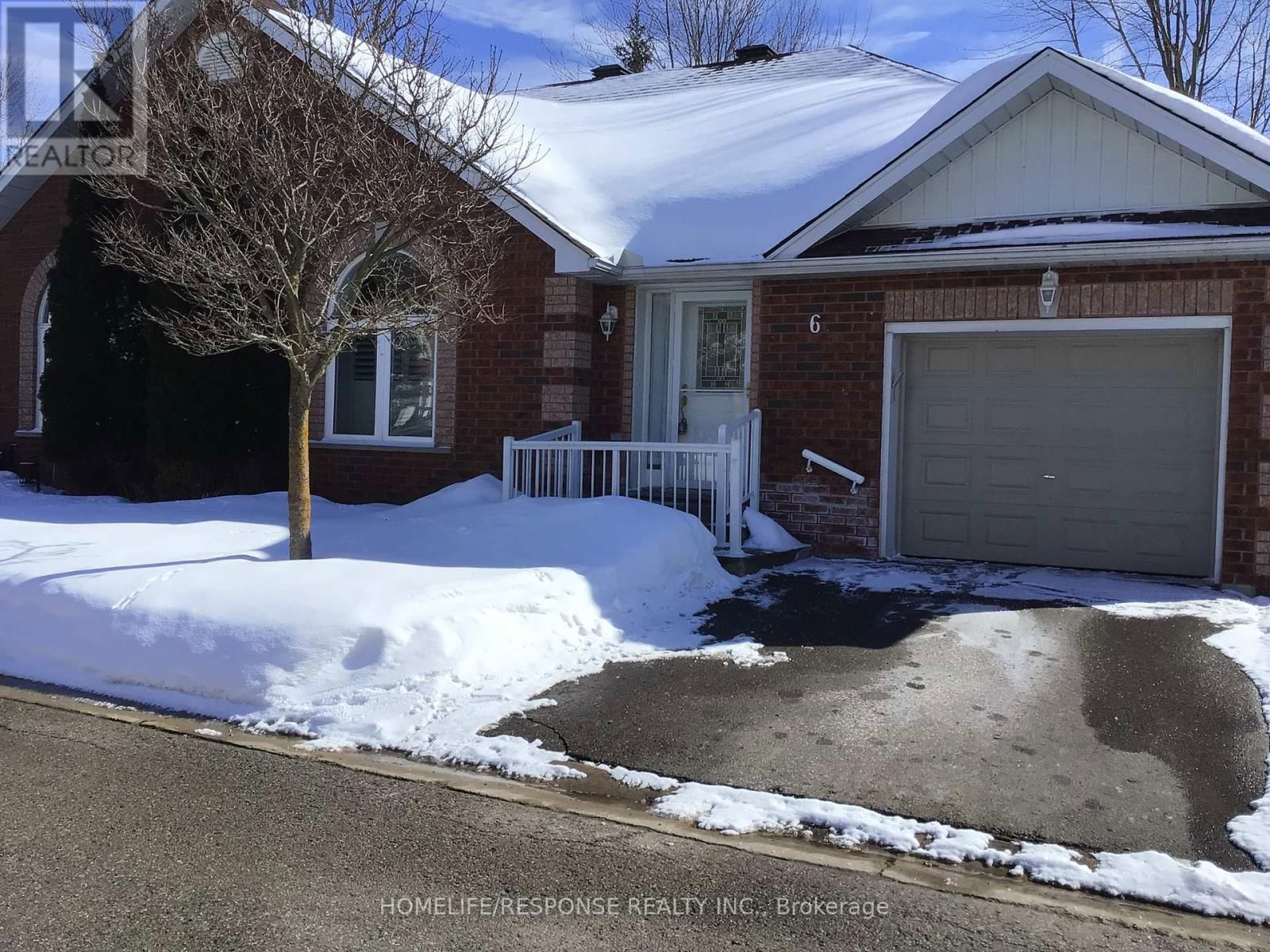 6 - 358 LITTLE AVENUE Image 1