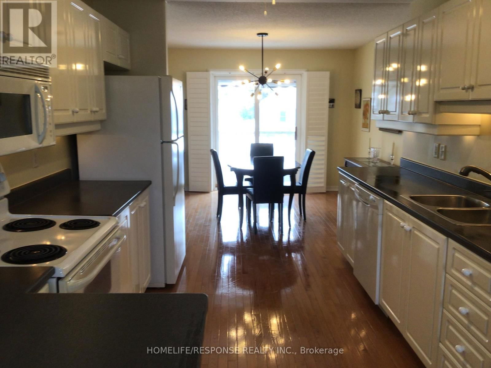 6 - 358 LITTLE AVENUE Image 3