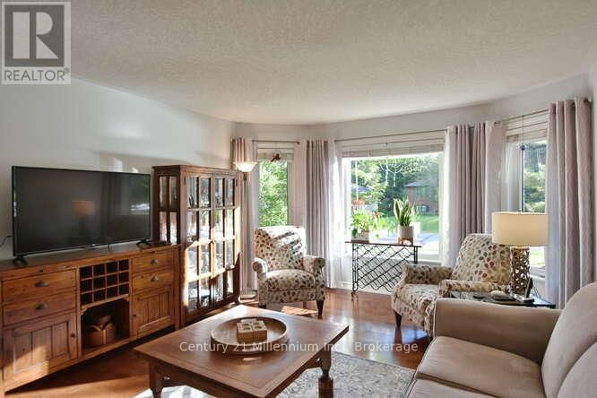 4 PAULINE PLACE Image 17