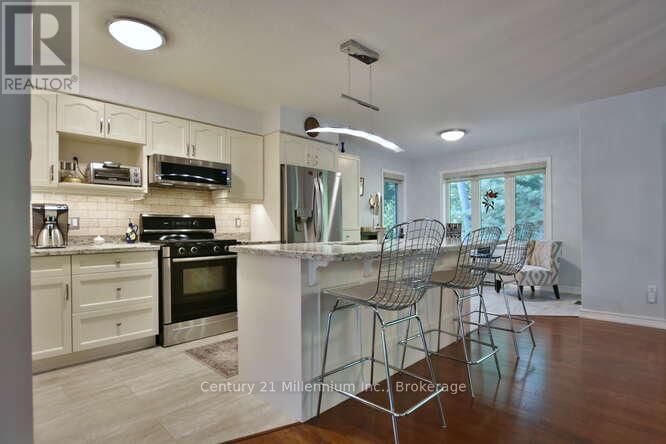 4 PAULINE PLACE Image 22
