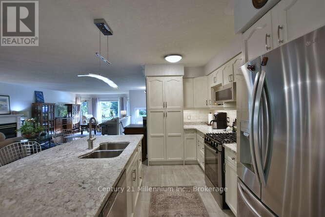 4 PAULINE PLACE Image 25