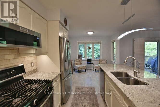 4 PAULINE PLACE Image 26