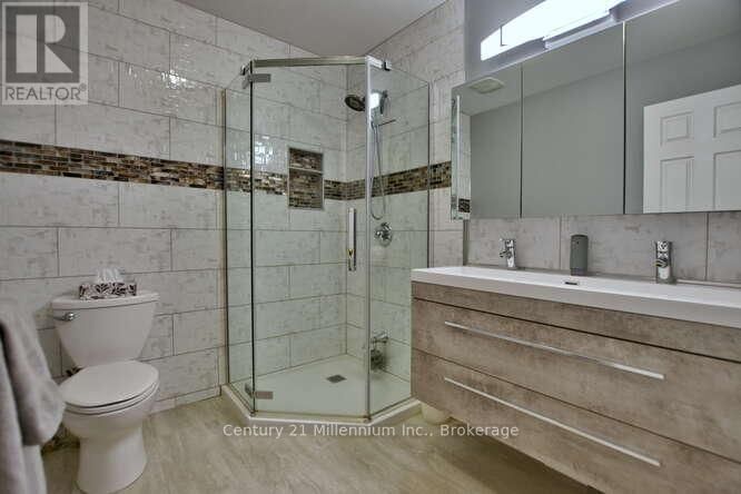4 PAULINE PLACE Image 31