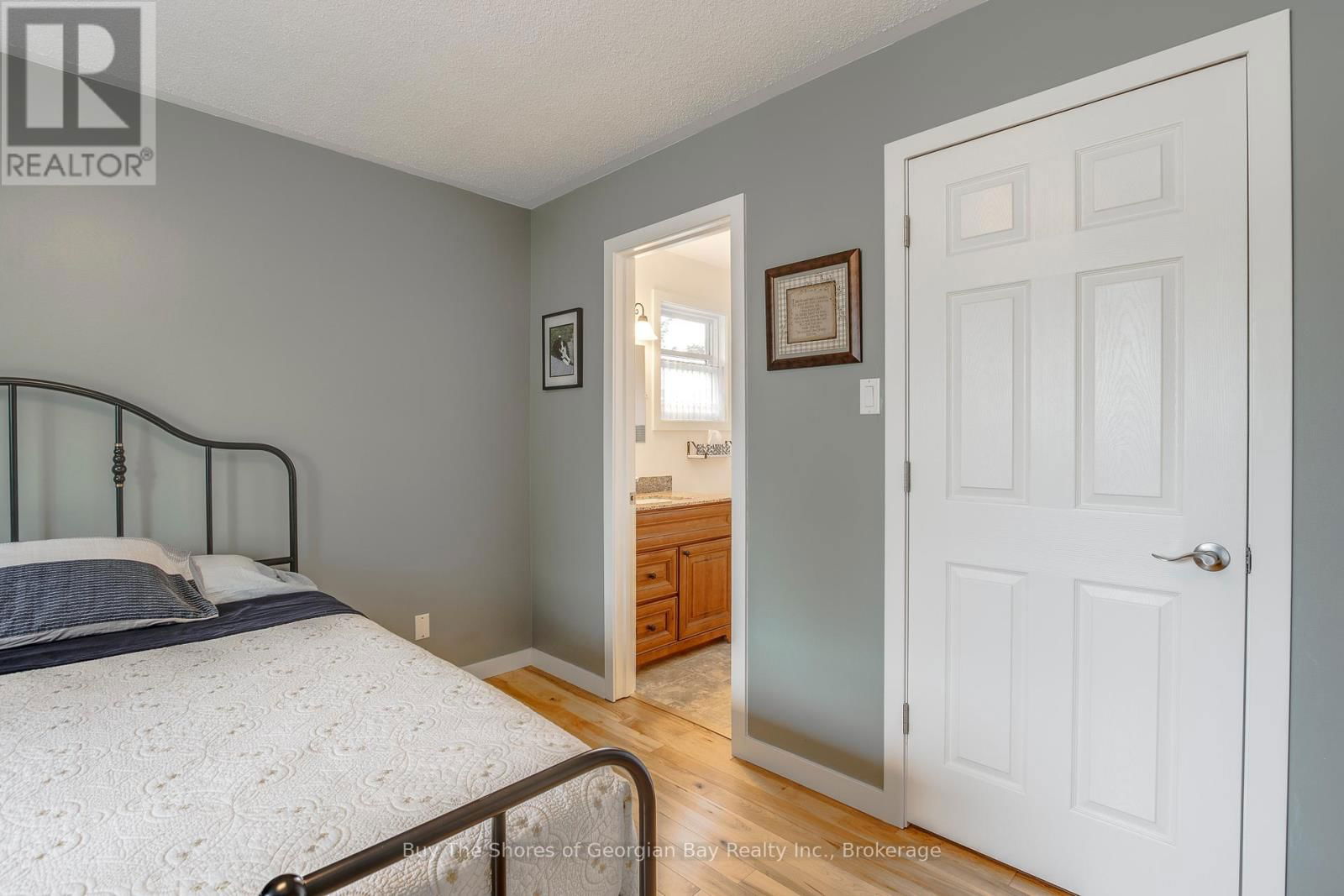 100 PEEL STREET Image 20