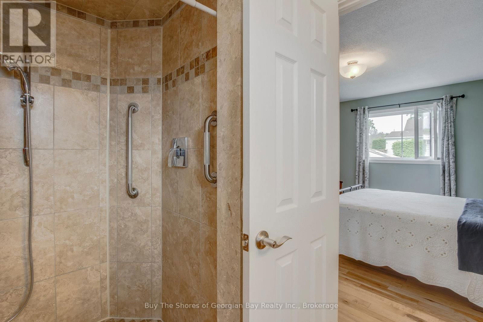 100 PEEL STREET Image 22