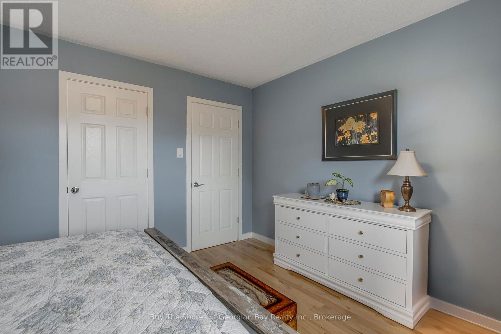 100 PEEL STREET Image 24