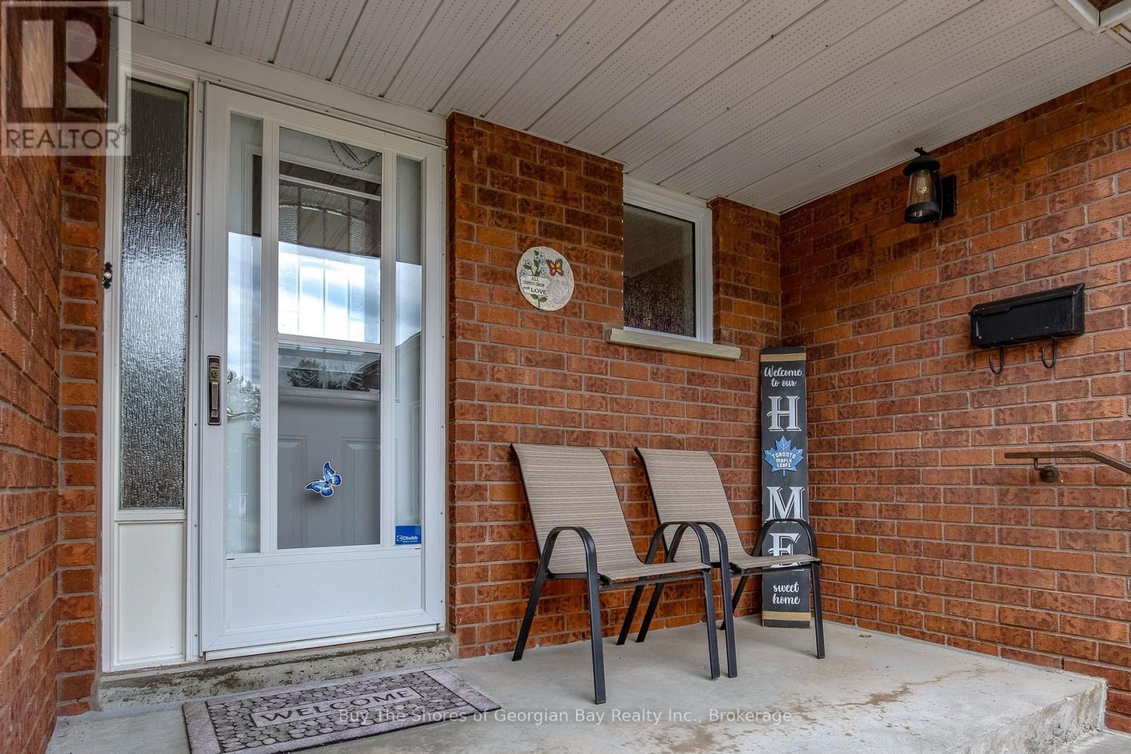 100 PEEL STREET Image 3