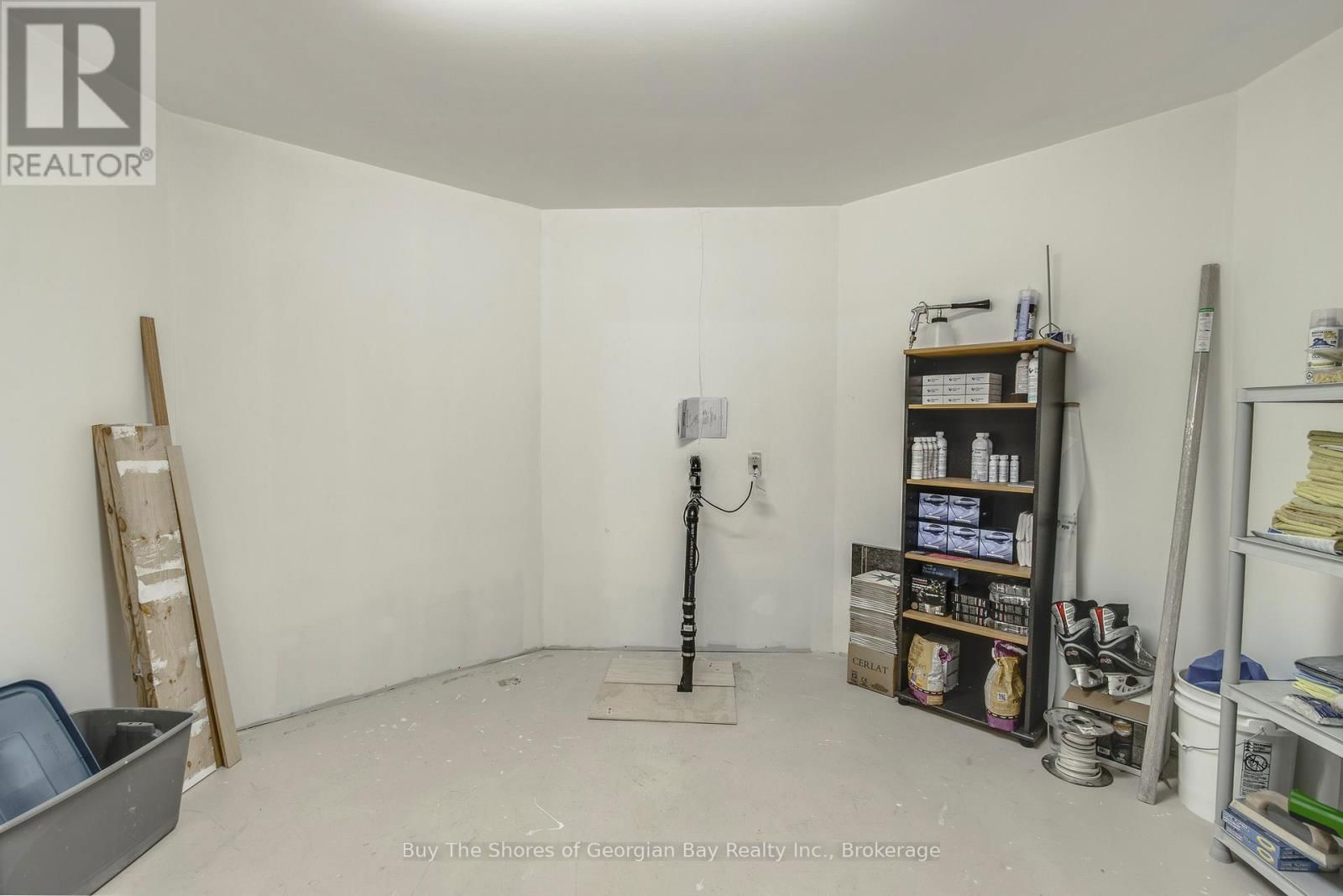 100 PEEL STREET Image 34