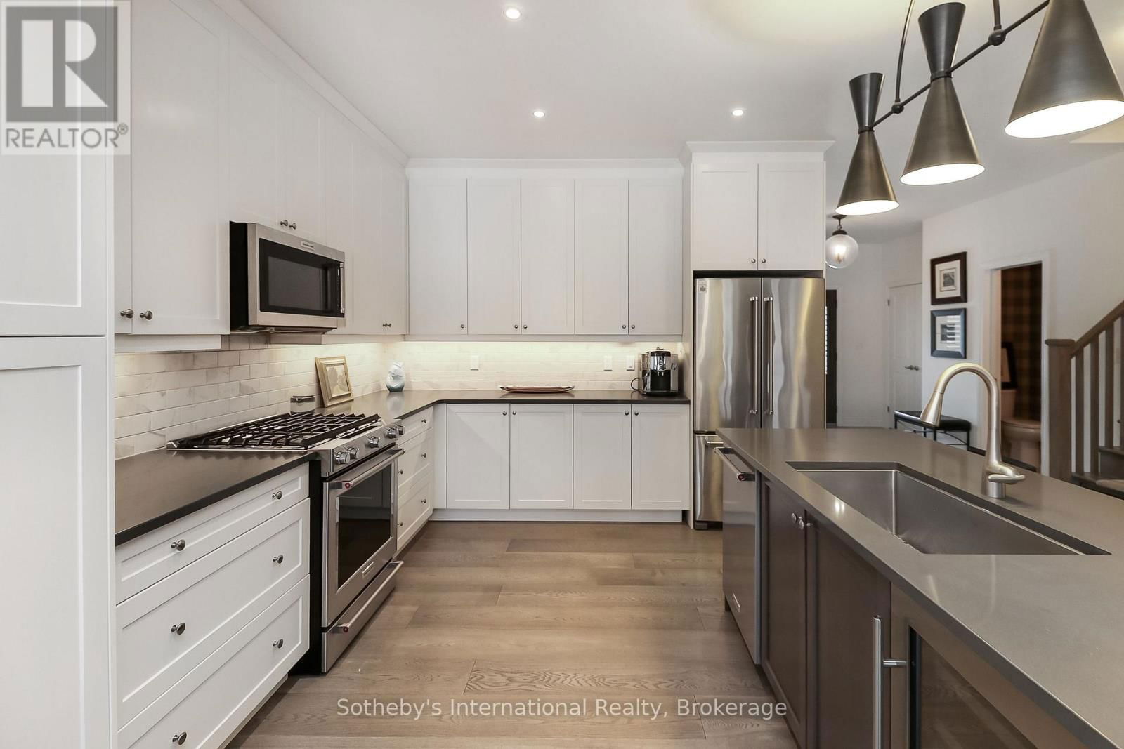 130 CONSERVATION WAY Image 13