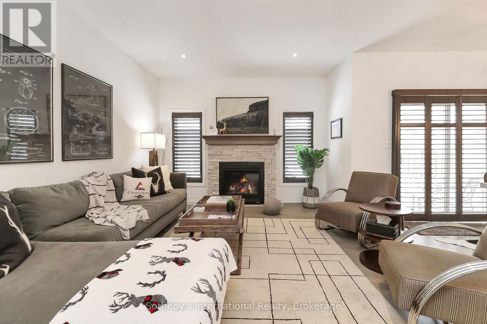 130 CONSERVATION WAY Image 17