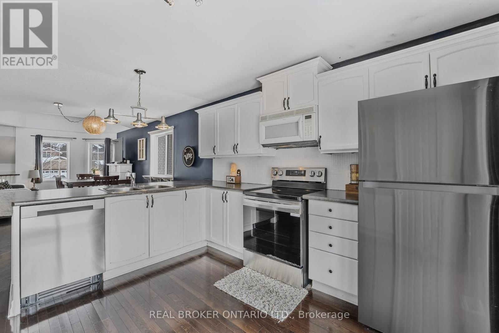 22 DYKSTRA DRIVE Image 14