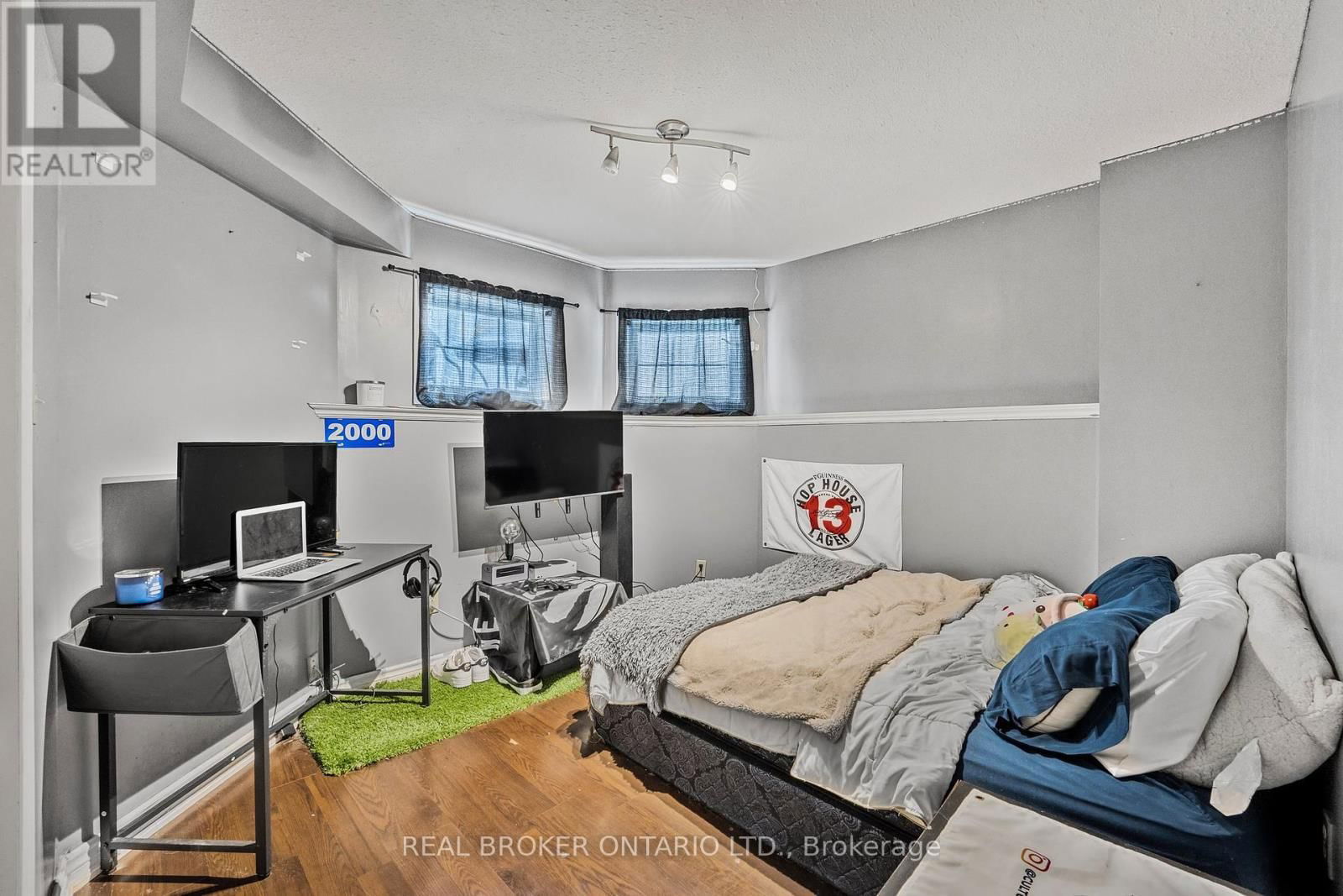 22 DYKSTRA DRIVE Image 28