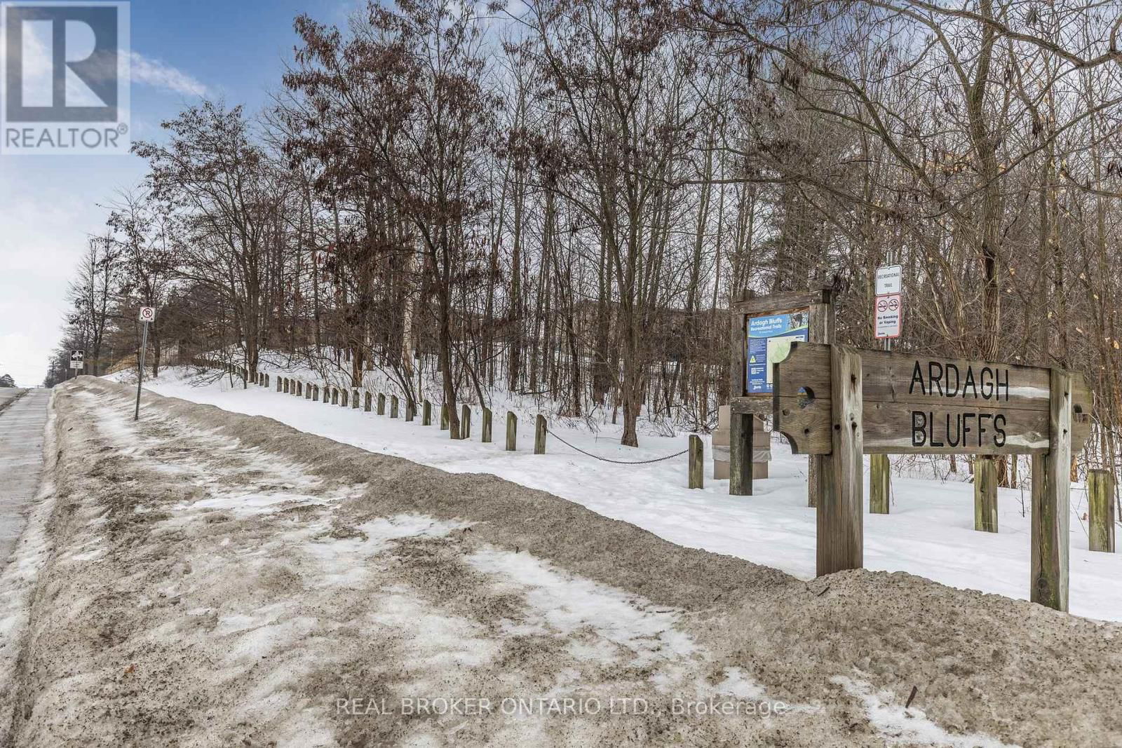 22 DYKSTRA DRIVE Image 35