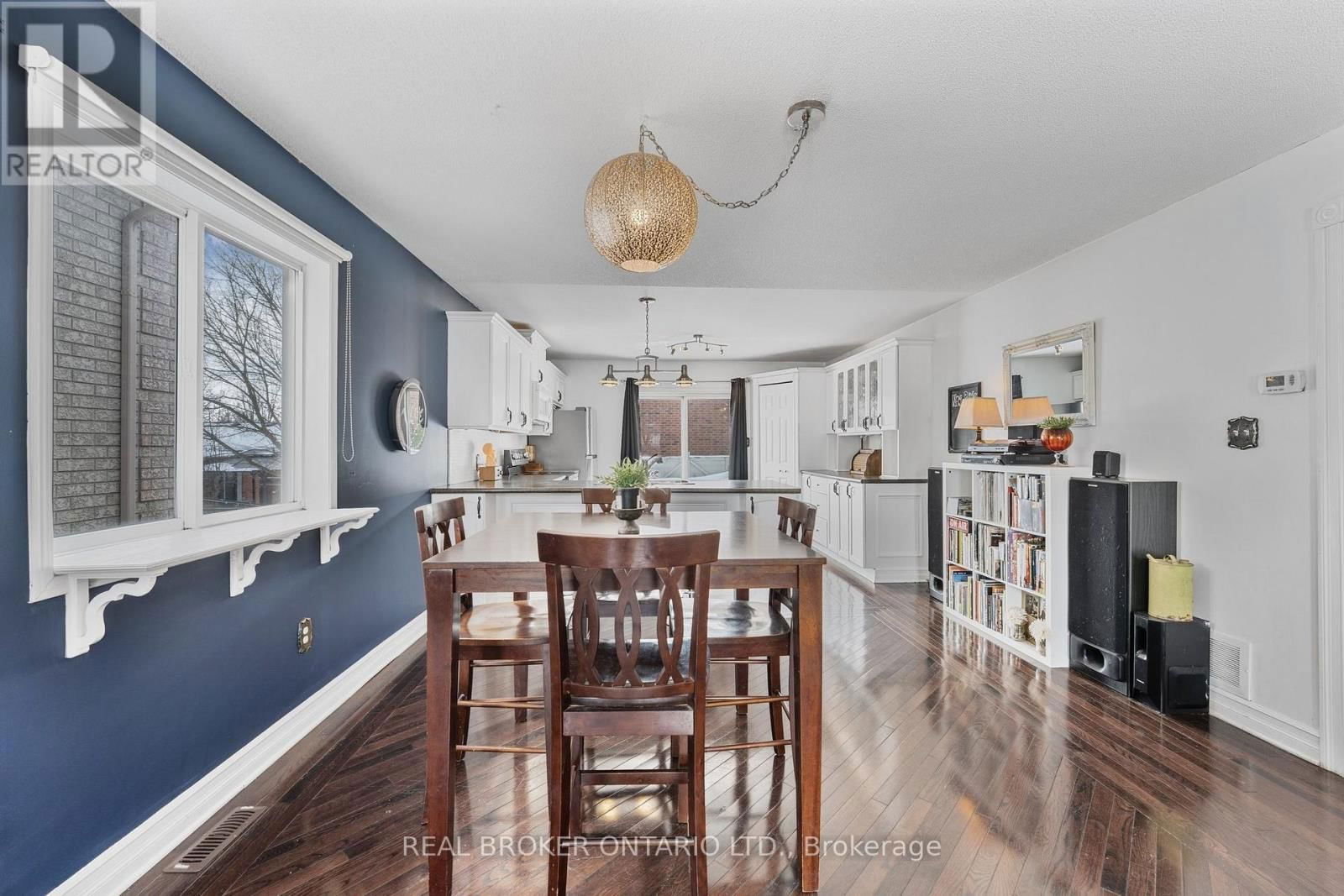 22 DYKSTRA DRIVE Image 8