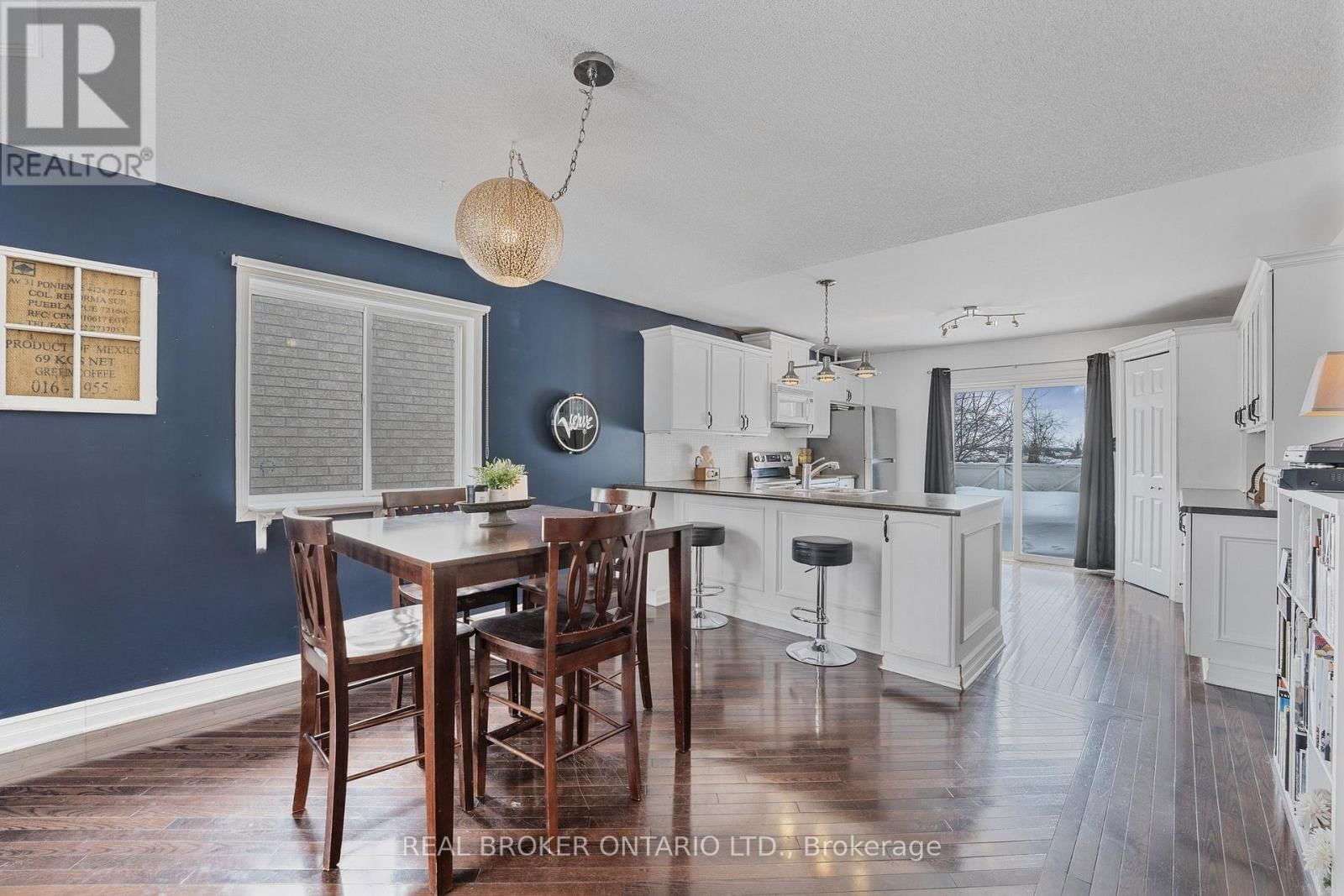 22 DYKSTRA DRIVE Image 9