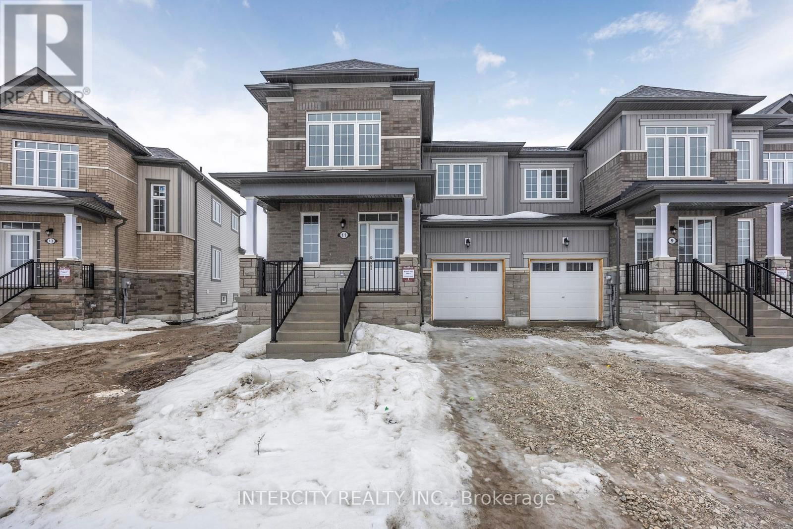 11 AVALON DRIVE Image 2