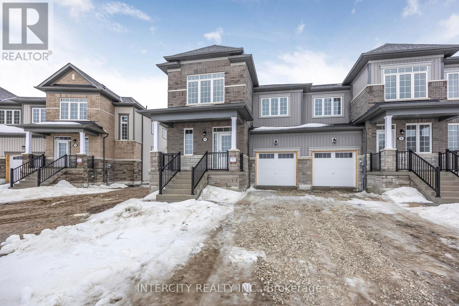 11 AVALON DRIVE Image 3