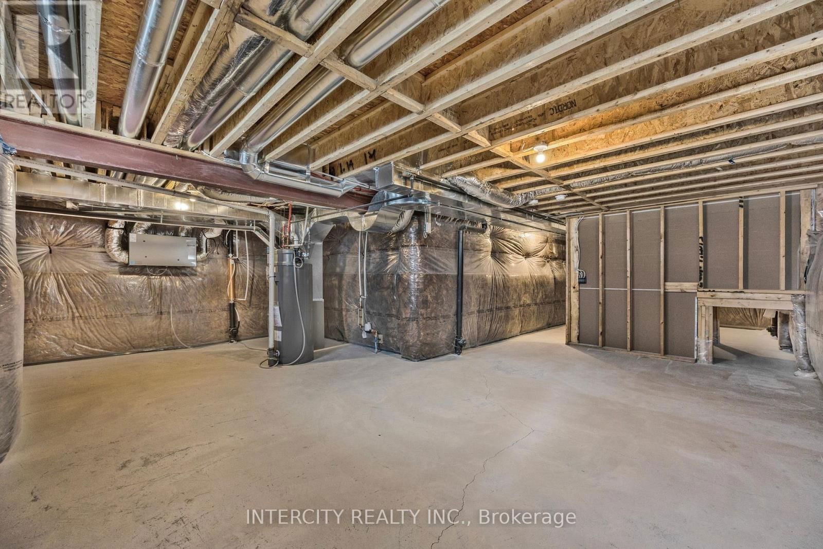 11 AVALON DRIVE Image 38