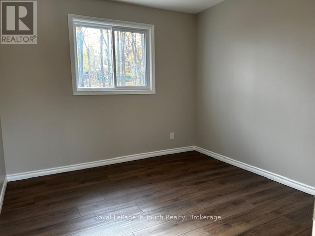 687 MONTREAL STREET Image 11