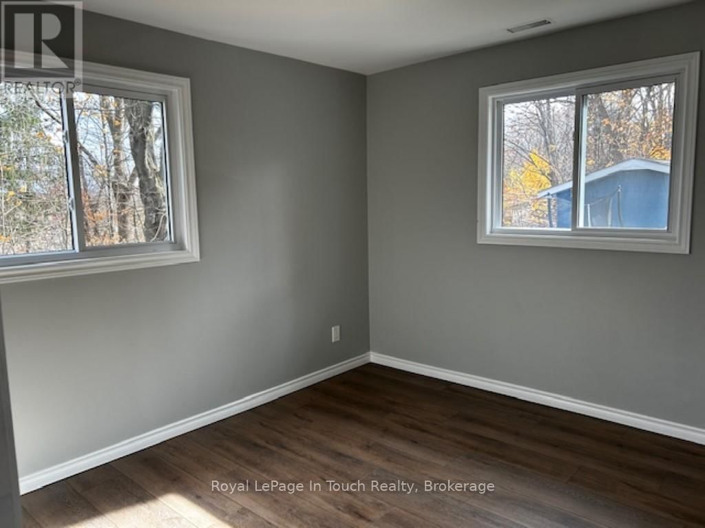 687 MONTREAL STREET Image 12