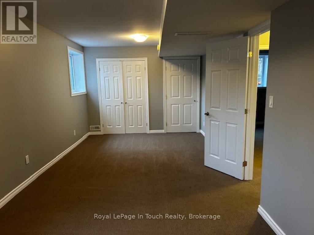 687 MONTREAL STREET Image 19
