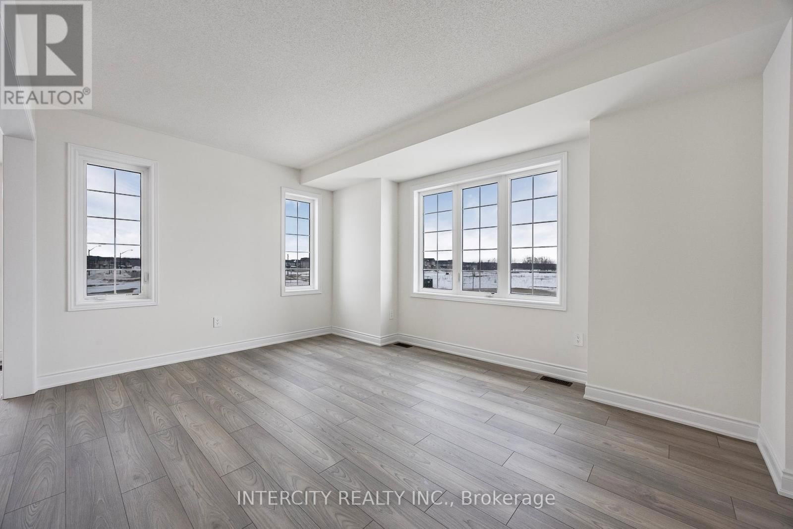 1 AVALON DRIVE Image 12